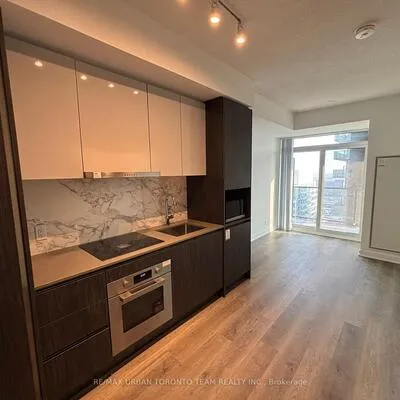 180,&nbsp;Front, Moss Park, Toronto