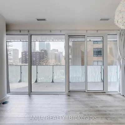42,&nbsp;Charles, Church-Yonge Corridor, Toronto