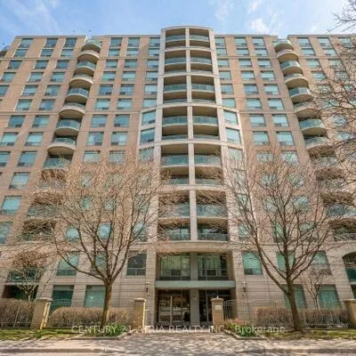 8, Pemberton, Newtonbrook East, Toronto