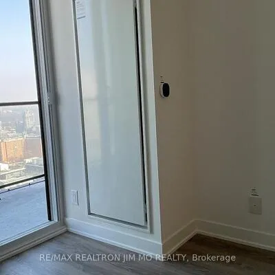 180, Front, Moss Park, Toronto