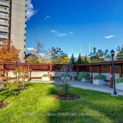 715,&nbsp;Don Mills, Flemingdon Park, Toronto