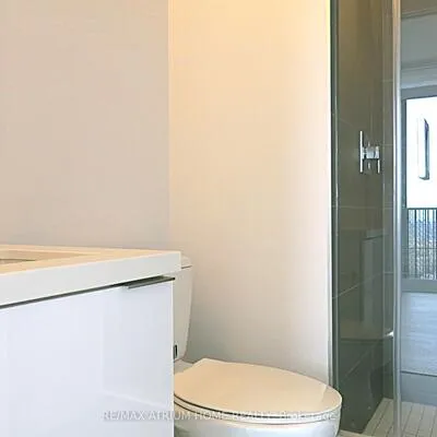 8,&nbsp;Eglinton, Mount Pleasant West, Toronto
