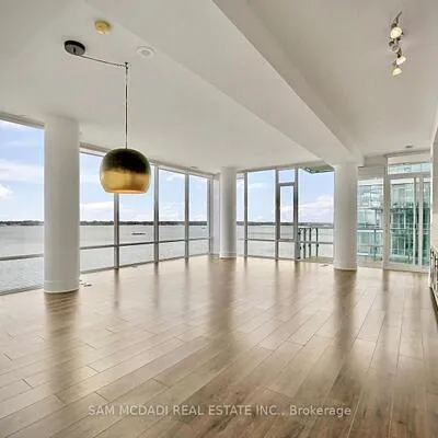 29,&nbsp;Queens, Waterfront Communities C8, Toronto
