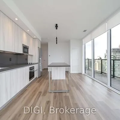 8,&nbsp;Gloucester, Church-Yonge Corridor, Toronto
