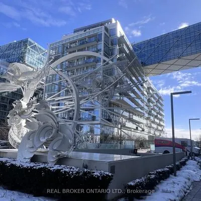 15,&nbsp;Queens, Waterfront Communities C8, Toronto