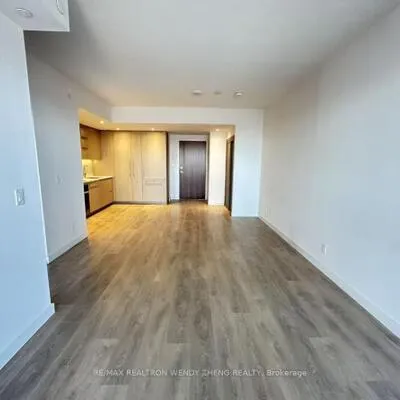 27,&nbsp;Mcmahon, Bayview Village, Toronto