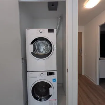 1,&nbsp;Quarrington, Banbury-Don Mills, Toronto