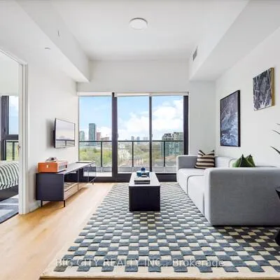 36,&nbsp;Brentcliffe, Thorncliffe Park, Toronto
