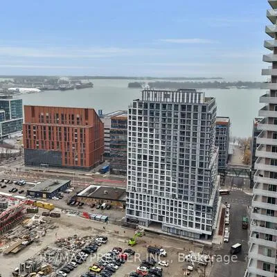 15,&nbsp;Richardson, Waterfront Communities C8, Toronto