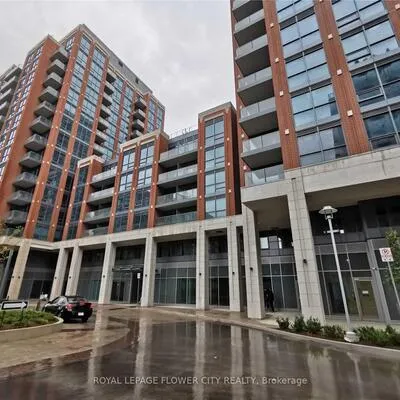 31,&nbsp;Tippett, Clanton Park, Toronto