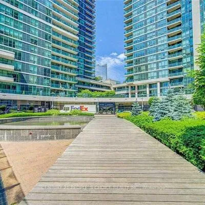 33,&nbsp;Bay, Waterfront Communities C1, Toronto