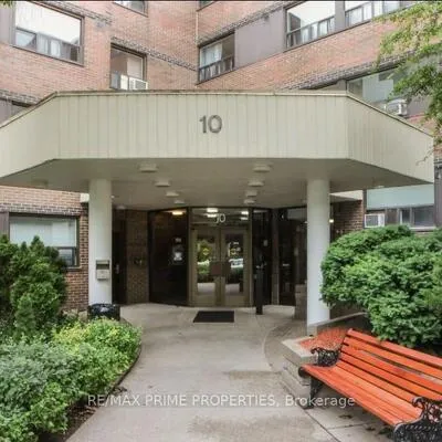 10,&nbsp;Sunrise, Victoria Village, Toronto