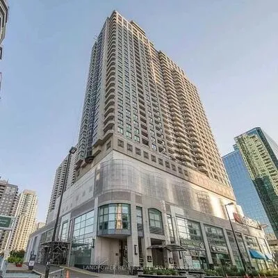 33,&nbsp;Empress, Willowdale East, Toronto