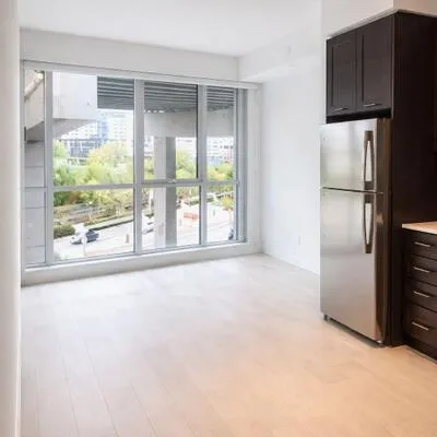 50,&nbsp;Bruyers, Niagara, Toronto