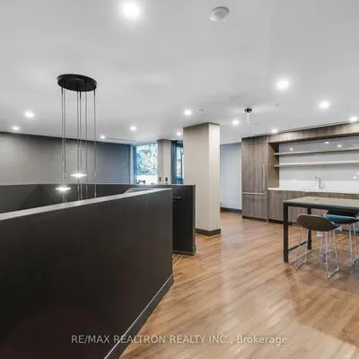 2525,&nbsp;Bathurst, Forest Hill North, Toronto