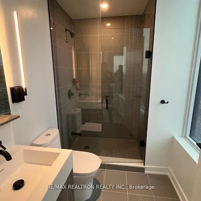 117,&nbsp;Broadway, Mount Pleasant West, Toronto