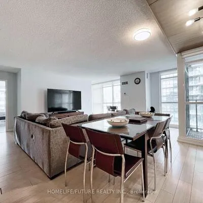 10,&nbsp;Capreol, Waterfront Communities C1, Toronto