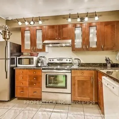 1131,&nbsp;Steeles, Westminster-Branson, Toronto