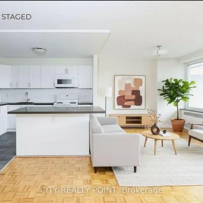 10,&nbsp;Shallmar, Forest Hill North, Toronto