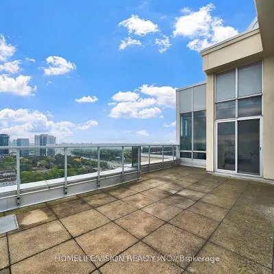 8,&nbsp;Rean, Bayview Village, Toronto