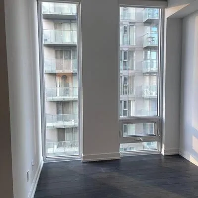 28,&nbsp;Wellesley, Church-Yonge Corridor, Toronto
