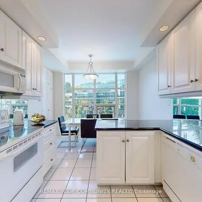 10,&nbsp;Old York Mills, Bridle Path-Sunnybrook-York Mills, Toronto