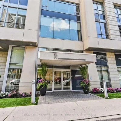 500,&nbsp;Sherbourne, North St. James Town, Toronto