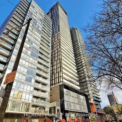 28,&nbsp;Wellesley, Church-Yonge Corridor, Toronto