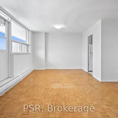 100,&nbsp;Rowena, Parkwoods-Donalda, Toronto
