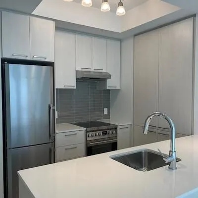 310,&nbsp;Tweedsmuir, Forest Hill South, Toronto