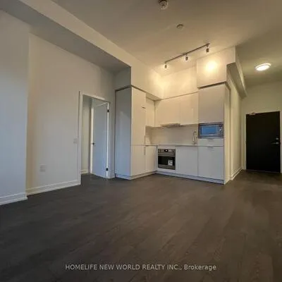 7,&nbsp;Golden Lion, Newtonbrook East, Toronto