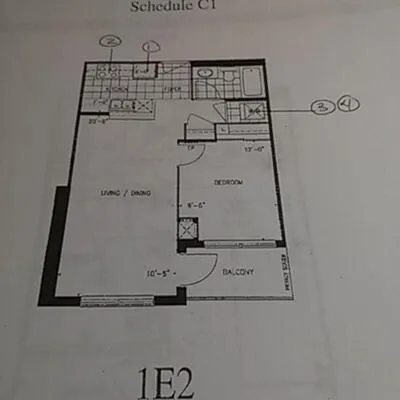 35,&nbsp;Saranac, Englemount-Lawrence, Toronto