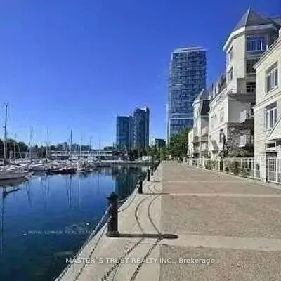 30,&nbsp;Stadium, Niagara, Toronto