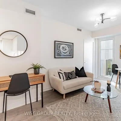 500,&nbsp;Wilson, Clanton Park, Toronto