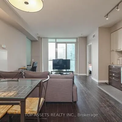 770,&nbsp;Bay, Bay Street Corridor, Toronto