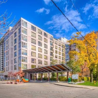 2,&nbsp;Neptune, Englemount-Lawrence, Toronto