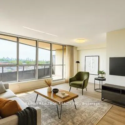 21,&nbsp;Vaughan, Wychwood, Toronto