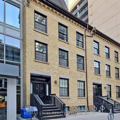 68,&nbsp;Shuter, Church-Yonge Corridor, Toronto