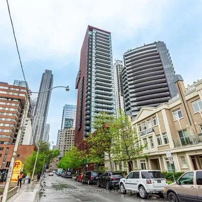 32,&nbsp;Davenport, Annex, Toronto