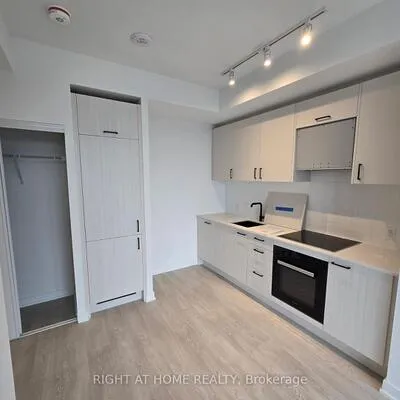 1,&nbsp;Quarrington, Banbury-Don Mills, Toronto