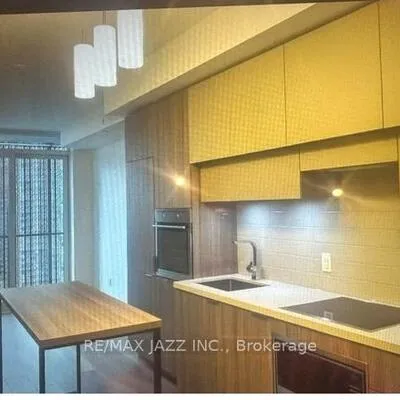 8,&nbsp;Eglinton, Mount Pleasant West, Toronto