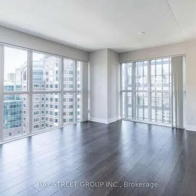 28,&nbsp;Ted Rogers, Church-Yonge Corridor, Toronto