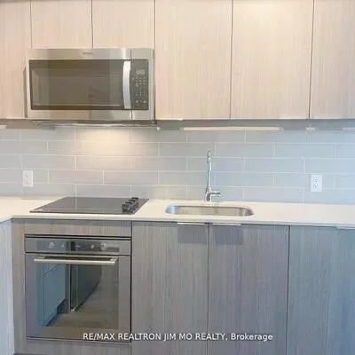 32,&nbsp;Forest Manor, Henry Farm, Toronto
