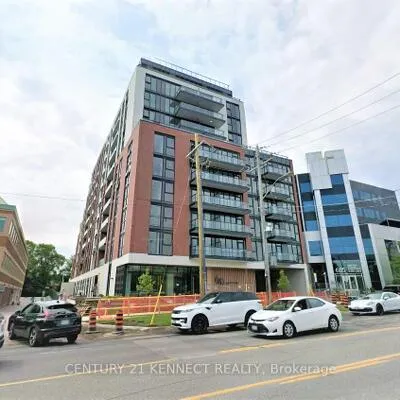 699,&nbsp;Sheppard, Bayview Village, Toronto