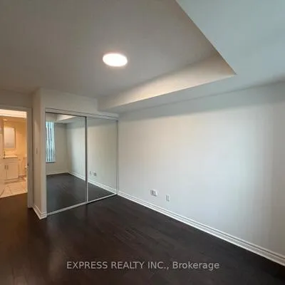 168,&nbsp;Simcoe, Waterfront Communities C1, Toronto