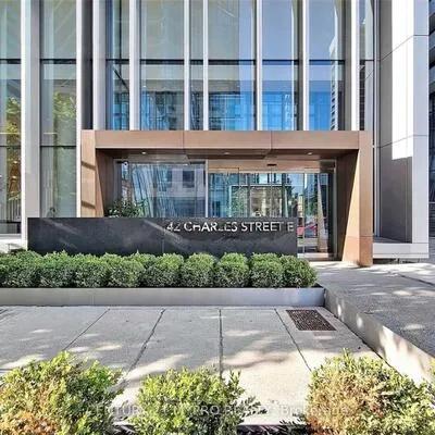42,&nbsp;Charles, Church-Yonge Corridor, Toronto