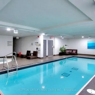 35,&nbsp;Hayden, Church-Yonge Corridor, Toronto