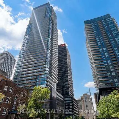 39,&nbsp;Roehampton, Mount Pleasant West, Toronto