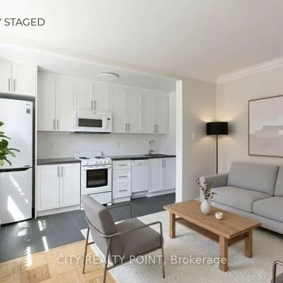 396,&nbsp;Avenue, Casa Loma, Toronto