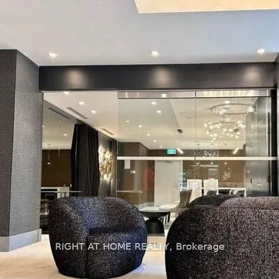 8,&nbsp;Widmer, Waterfront Communities C1, Toronto